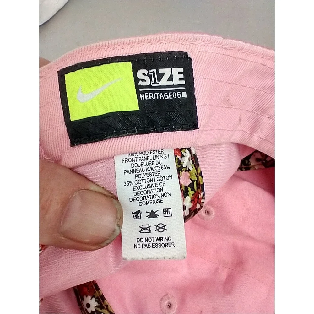 Nike Heritage86 Pink Satin Adjustable Hat Floral Brim Swoosh‎ Logo Womens Cap